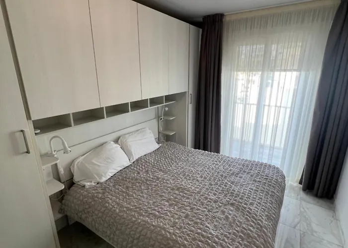 Alka Luxury Penthouse Unit 11 마살폰