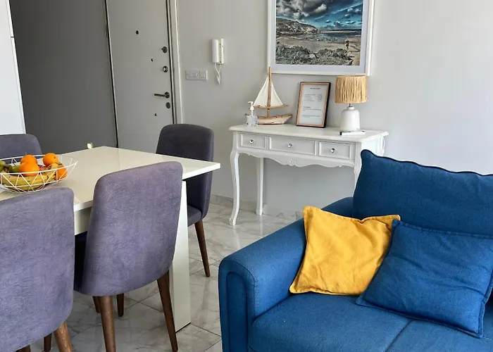 Alka Luxury Penthouse Unit 11 * 마살폰